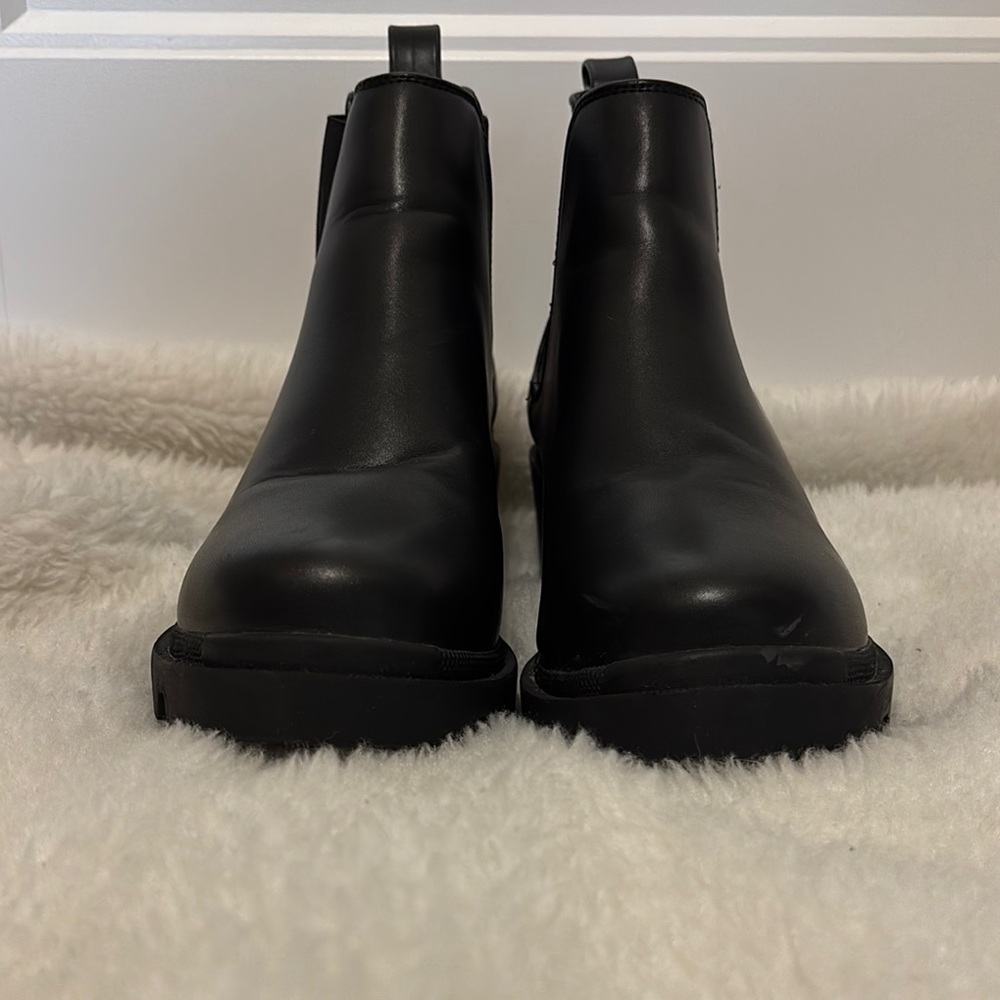 Steve Madden Hadlee Black Ankle Booties